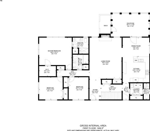 204 Julie Ln, Pingree Grove IL  60140-8379 exterior