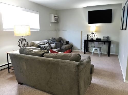 20 Mercury Dr, Londonderry, NH 03053-3501