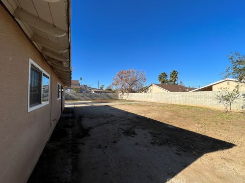 7415 Lincoln Ave, Riverside CA  92504-4623 exterior