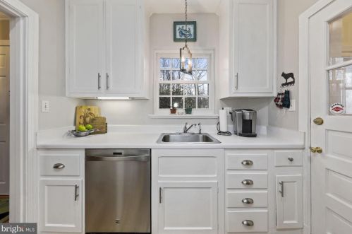 1010 Notley Rd, Silver Spring MD 20905-5838 exterior