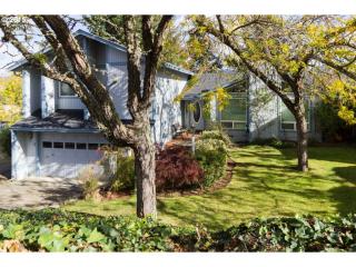 153 Beech St, Roseburg, OR 97471-5709