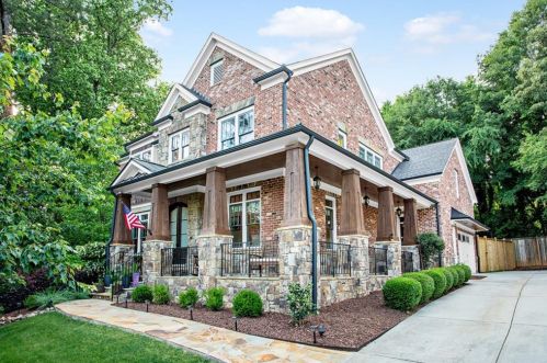 284 Hedden Rd, Atlanta, GA 30342-2768