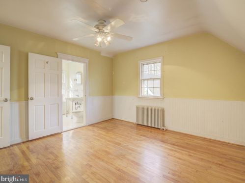 12500 Meadowood Dr, Silver Spring MD 20904-2928 exterior