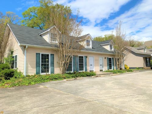 17 Wall Street Way, Toccoa, GA 30577-6236
