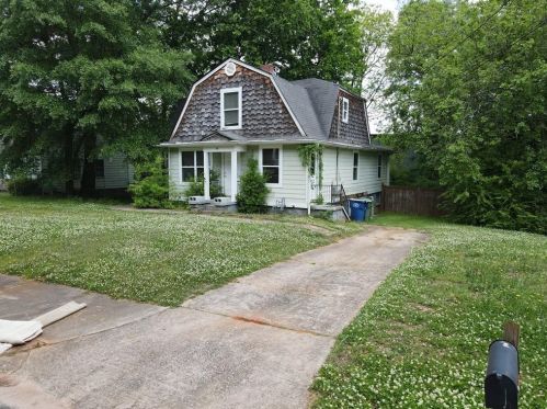 240 Lamon Ave, Atlanta, GA 30316-1632
