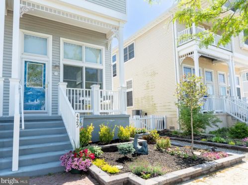 425 New Hampshire Ave, Atlantic City, NJ 08401-2939