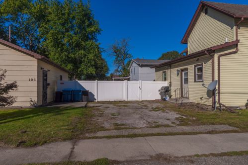 828 Washington St, Swygert IL  61764-2138 exterior