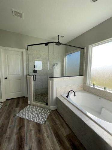 814 Angus Trl, Angleton TX 77515-9833 exterior