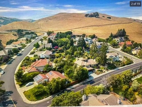 8034 Brittany Dr, Pleasanton, CA 94568-3501