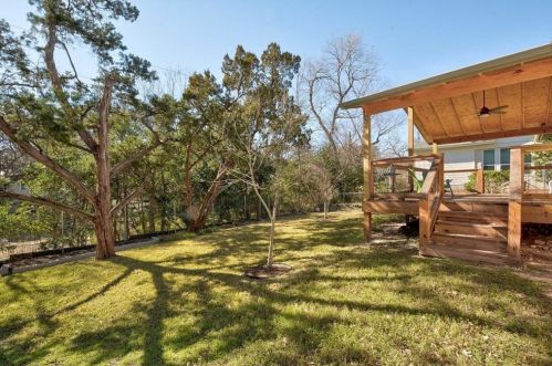 1305 August Dr, Austin TX  78753-2909 exterior