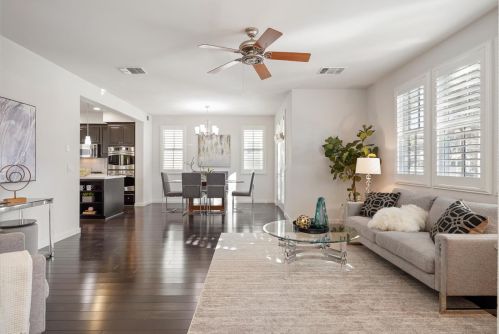 160 Calderon Ave, Mountain View, CA 94041-1403