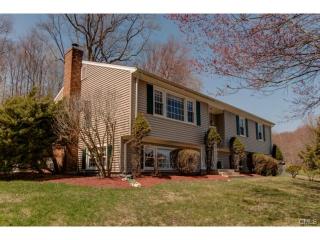 161 Swendsen Dr, Upper Stepney, CT 06468-2070