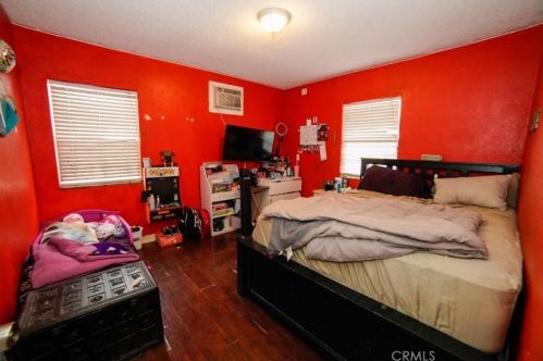 3375 Michigan Ave, South Gate, CA 90280-5928