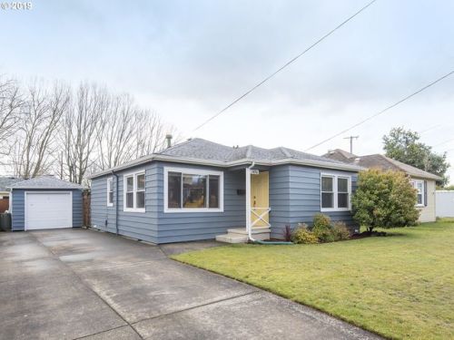 7416 Newman Ave, Portland, OR 97203-4753