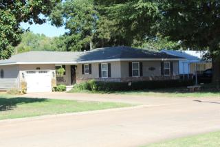 911 Grand St, Bray, OK 73055-3247