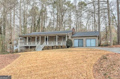 5824 Red Rock Ct, Kennesaw, GA 30152-3757