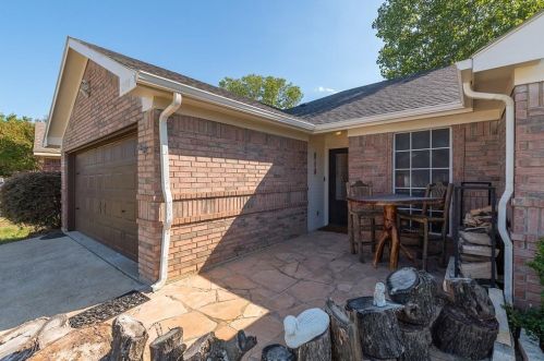 2702 Jennie Wells Dr, Midlothian, TX 76063-7669