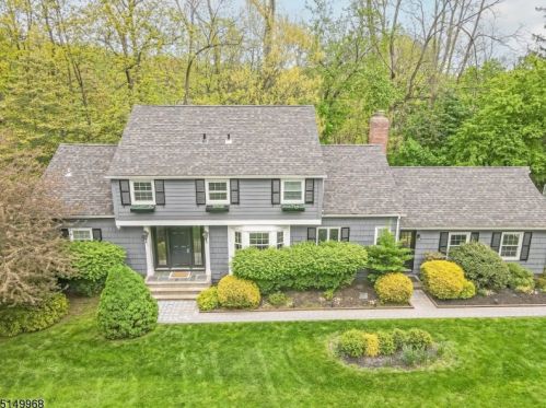 1 Wellington Downs, Scotch Plains, NJ 07076-2838