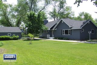 1703 Riv Ter Dr, Volo IL  60051-7508 exterior