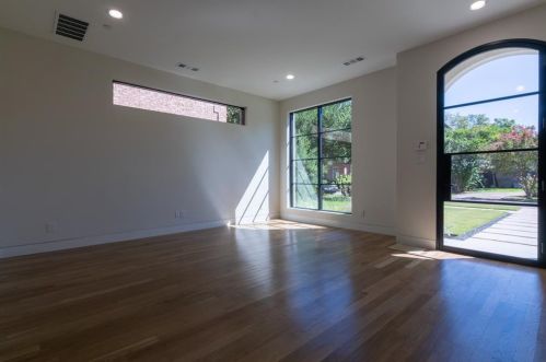 3672 Asbury St, Dallas TX  75205-1849 exterior