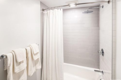 987 Queen St, Honolulu HI 96814-4118 exterior