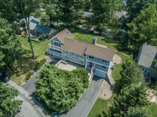 659 Shore Trl, Sparta, NJ 07871-1348