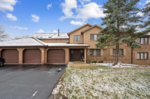 7854 Oak Hills Ct, Palos Heights, IL 60463-2588