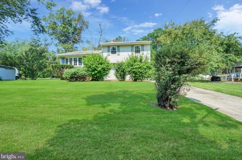 15 Bittersweet Rd, Trenton, NJ 08638-2355