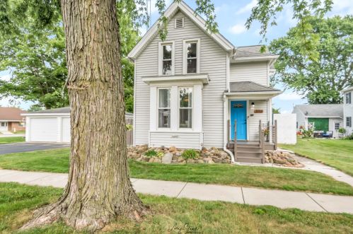 704 Depot St, Mazon, IL 60444-3702