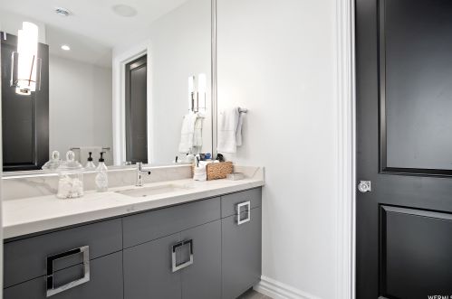 864 Jackson Ln, Alpine UT 84004-2007 exterior