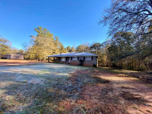 85 Brookwood Dr, Porterdale, GA 30014-4810
