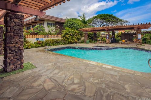 444 Lunalilo Home Rd, Honolulu HI  96825-1751 exterior