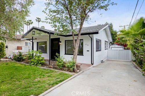 1710 Glenwood Rd, Glendale CA  91201-1812 exterior