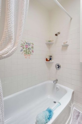 2911 Sycamore Ave, Glendale CA 91201-1154 exterior