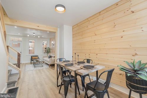 706 Beaver St, Lancaster PA  17603-5802 exterior