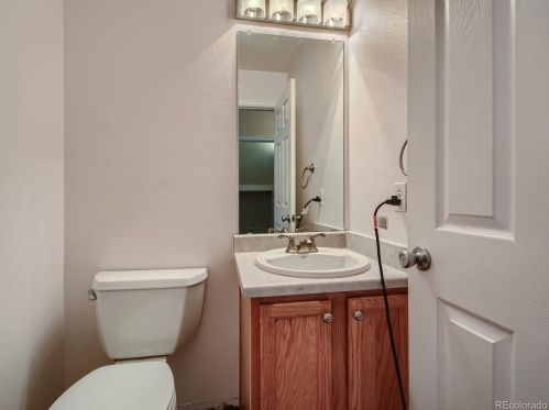 3788 Himalaya Way, Aurora CO 80013-6622 exterior