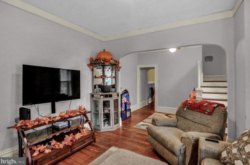 717 York St, Hanover PA 17331-3228 exterior