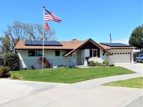 8151 Pickens Ln, Stanton, CA 90680-3312