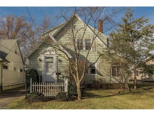 1658 Sunview Rd, Cleveland OH  44124-2872 exterior