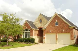 3919 Fallsbrook Ct, Sugar Land TX  77479-3371 exterior