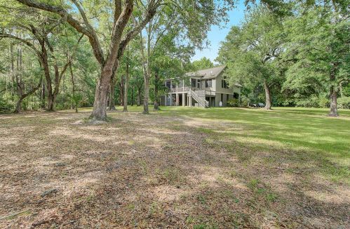 4637 Lazy Creek Ln, Wadmalaw Is SC  29487-7066 exterior