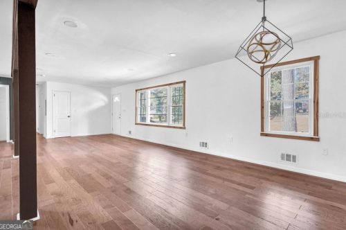 3577 Lynfield Dr, Atlanta GA  30311-2941 exterior