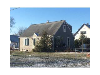 315 Pequot Ave, Warwick, RI 02889-9518