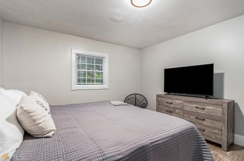 2167 Dresden Parc Cir, Atlanta GA  30345-1677 exterior