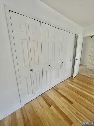 1203 River Rd, Edgewater NJ  07020-1456 exterior