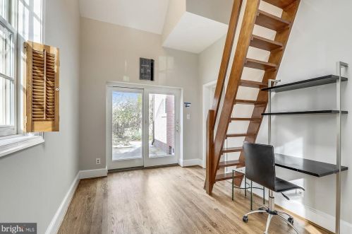 1903 Stratton Rd, Silver Spring MD 20910-1739 exterior