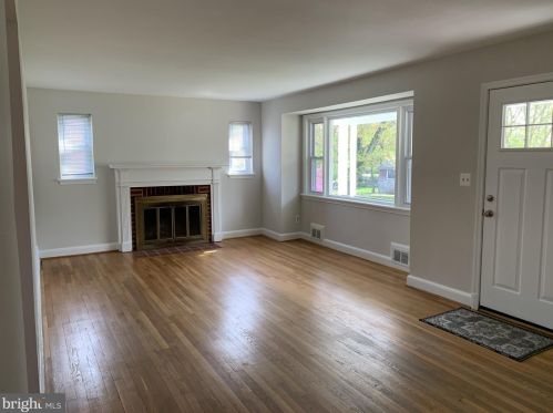 2205 Dennis Ave, Silver Spring MD  20902-4146 exterior