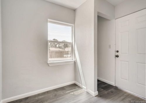 1733 Oakland St, Denver CO  80010-2823 exterior