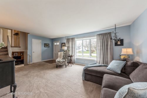 345 Reynolds Dr, Palatine, IL 60074-4191