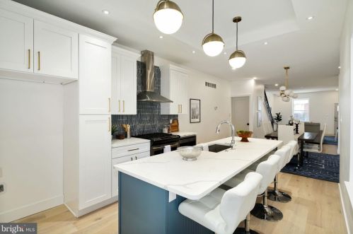 5409 Larchwood Ave, Philadelphia PA 19143-1907 exterior